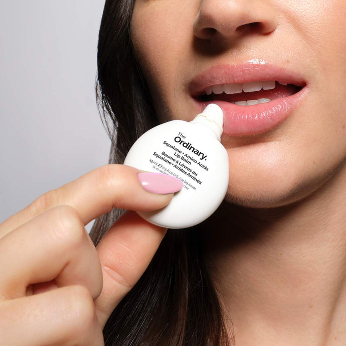 Adiós labios secos: Bálsamo Squalane + Amino Acids de The Ordinary